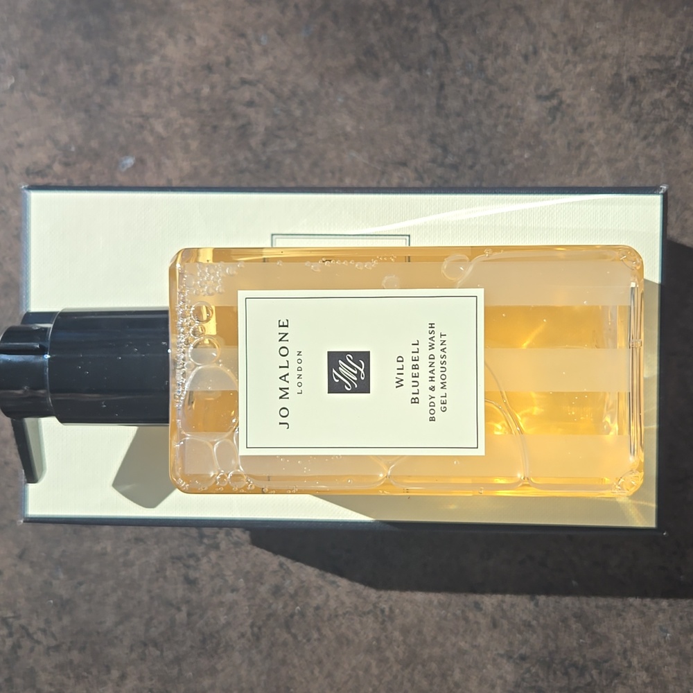Jo Malone Wild Bluebell Body & Hand Wash - Cream NEW